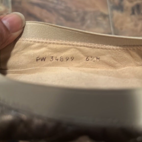 Stuart Weitzman Ballerina Flat - Picture 9 of 10